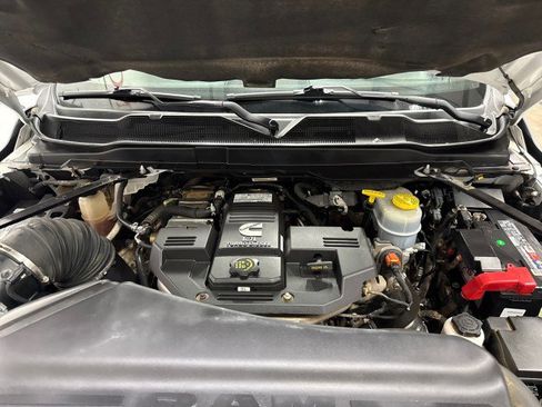Used 2021 RAM 3500 Tradesman w/ Chrome Appearance Group image 43