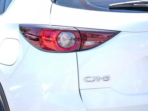 Used 2021 MAZDA CX-5 Sport FWD image 9