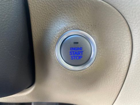 Used 2012 Hyundai Genesis 4.6 image 56