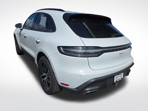 Used 2025 Porsche Macan AWD/4WD image 7