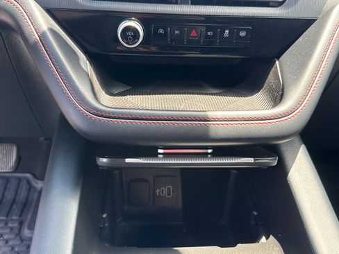 Used 2025 Ford Explorer ST-Line AWD/4WD image 14