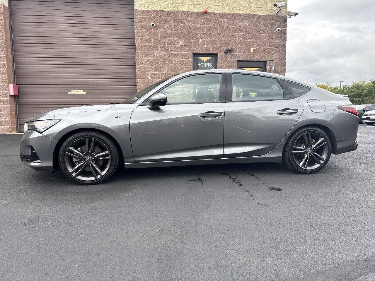 Used 2025 Acura Integra A-Spec w/ Technology Package FWD image 2