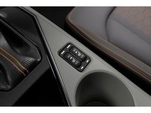 New 2025 Subaru Crosstrek 2.5i Limited w/ Popular Package #3A image 21