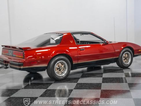Used 1987 Pontiac Firebird Coupe image 12