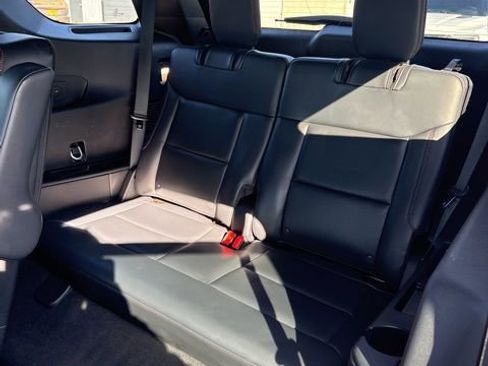 Used 2025 Ford Explorer ST-Line image 21