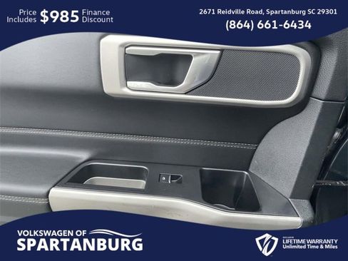 Used 2022 Ford Explorer XLT image 16