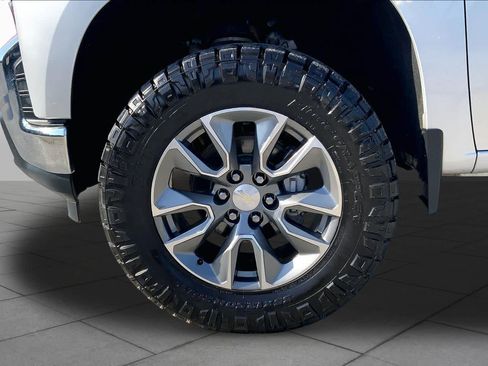 Used 2021 Chevrolet Silverado 1500 LT w/ Texas Edition Plus AWD/4WD image 11