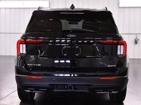 New 2026 Ford Explorer Active image 7