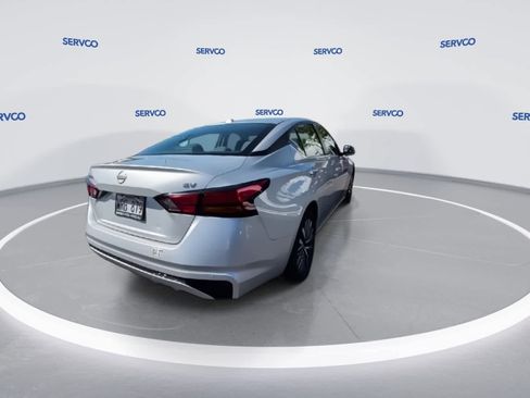 Used 2023 Nissan Altima 2.5 SV FWD image 6