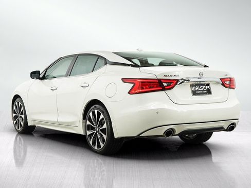 Used 2016 Nissan Maxima SR FWD image 3