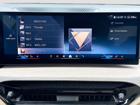 Used 2025 BMW 330i Sedan w/ Parking Assistance Package image 31