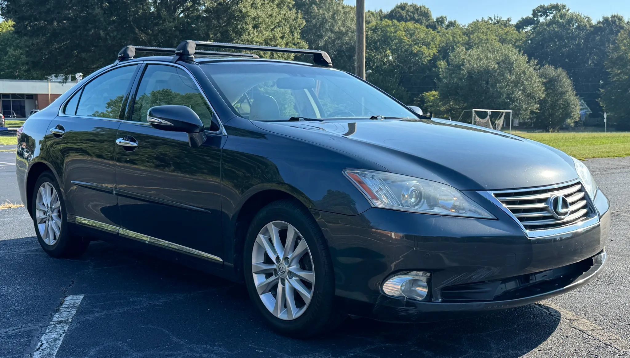 Used 2011 Lexus ES 350 w/ Preferred Accessory Package FWD image 12