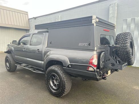 Used 2009 Toyota Tacoma 4x4 Double Cab image 8