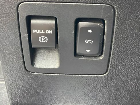 Used 2019 Ford F150 Raptor w/ Equipment Group 802A Luxury image 25