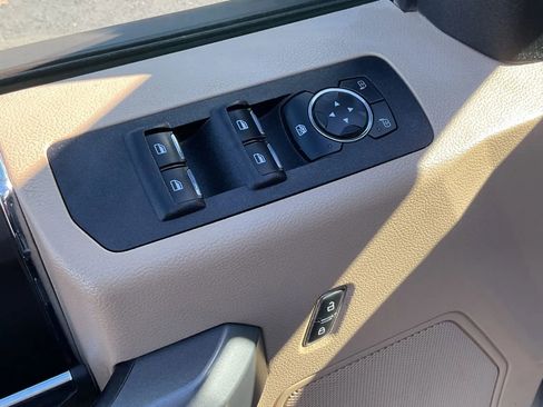 Used 2019 Ford F150 XLT w/ Equipment Group 302A Luxury image 21