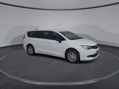 New 2027 Chrysler Pacifica LX FWD image 2