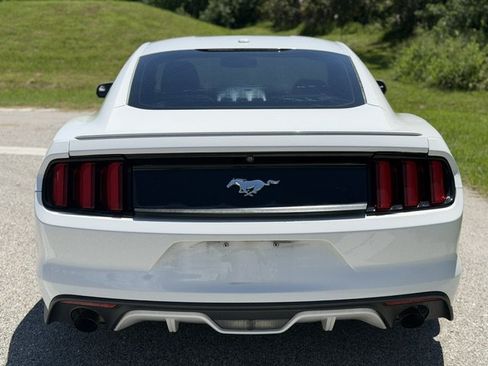 Used 2016 Ford Mustang Premium RWD image 4