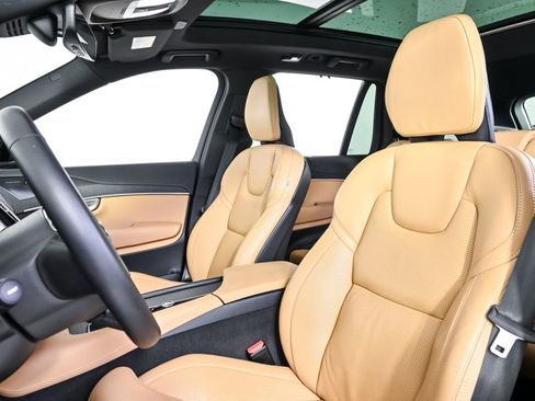 Used 2024 Volvo XC90 B6 Ultimate w/ Protection Package Premier AWD/4WD image 7