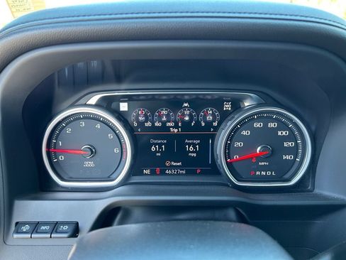 Used 2022 Chevrolet Silverado 1500 High Country w/ Technology Package AWD/4WD image 17