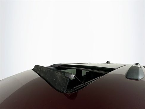 Used 2019 Jeep Grand Cherokee Limited w/ Luxury Group II image 37