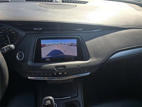 Used 2020 Cadillac XT4 Premium Luxury image 22