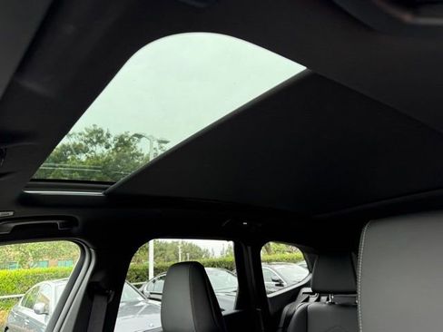 Used 2025 BMW X1 xDrive28i w/ Premium Package image 22