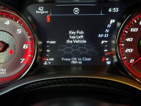 Used 2020 Dodge Charger SRT Hellcat w/ Carbon/Suede Interior Package image 27