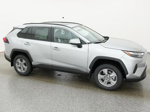 New 2025 Toyota RAV4 XLE image 12