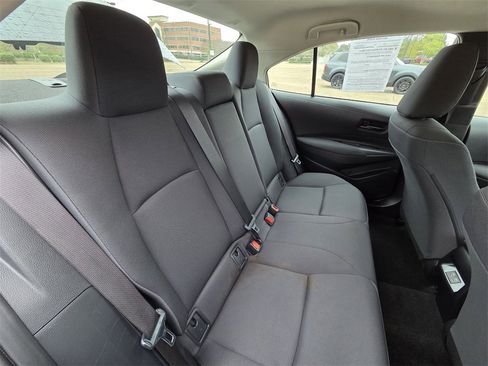 Used 2023 Toyota Corolla LE image 20