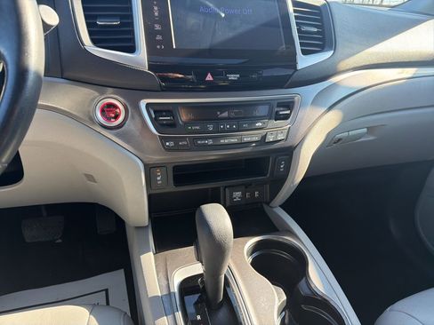 Used 2018 Honda Pilot EX-L image 16