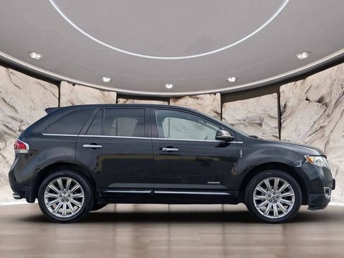 Used 2013 Lincoln MKX FWD image 15