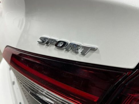 New 2026 Honda Civic FWD Hybrid Sedan image 10