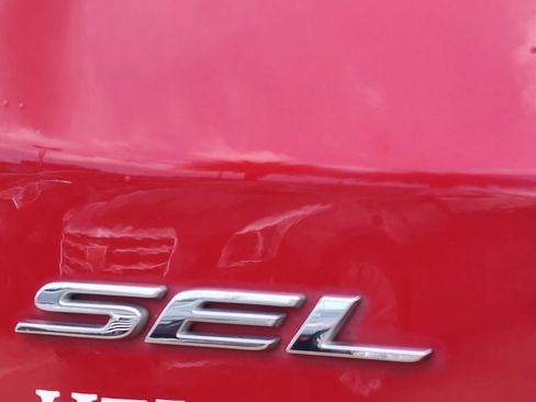 Used 2021 Ford Edge SEL w/ Convenience Package FWD image 8