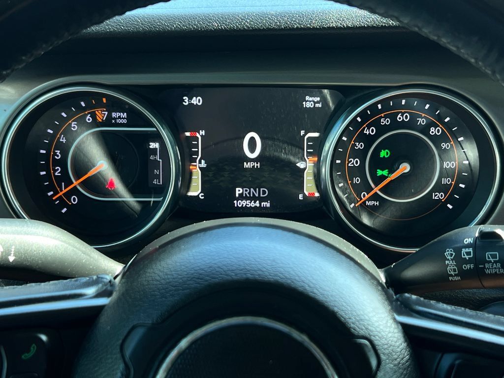 Used 2018 Jeep Wrangler Unlimited Sport S AWD/4WD image 23