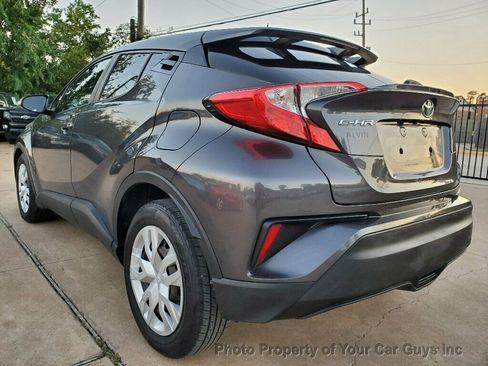 Used 2019 Toyota C-HR LE image 19
