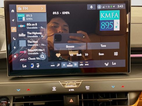 New 2026 Lexus ES 350e FWD image 11