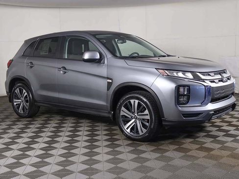 Used 2023 Mitsubishi Outlander Sport ES AWD/4WD image 2