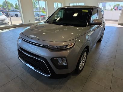 Used 2022 Kia Soul LX
