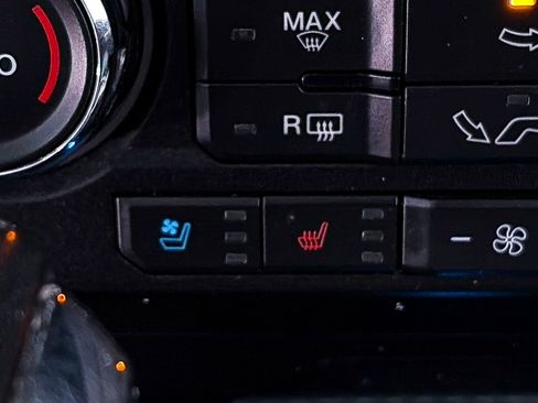 Used 2020 Ford F150 Lariat AWD/4WD image 23
