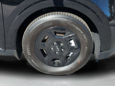 New 2026 Kia Carnival image 17