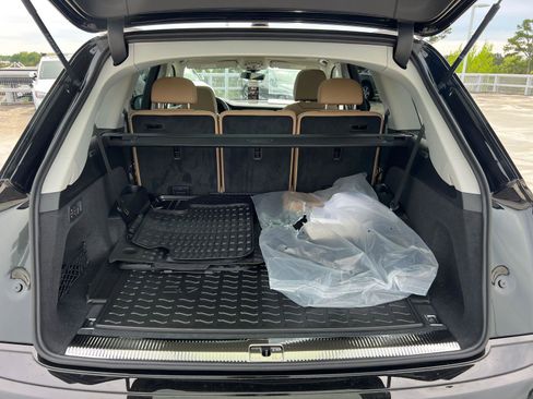 New 2026 Audi Q7 2.0T Premium image 13