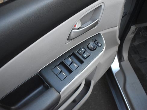 Used 2013 Honda Odyssey EX-L image 39
