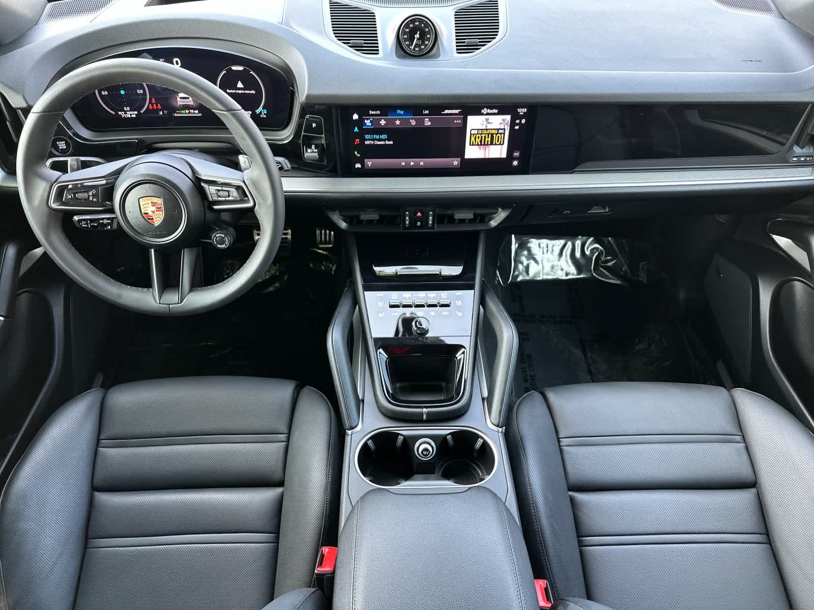 Certified 2025 Porsche Cayenne S AWD/4WD image 6