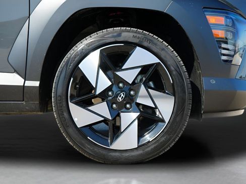 Certified 2024 Hyundai Kona Limited AWD/4WD image 9