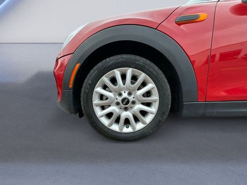 Used 2015 MINI Cooper 4-Door Hardtop image 14