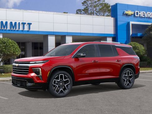 New 2026 Chevrolet Traverse High Country w/ LPO, Floor Liner Package AWD/4WD image 2