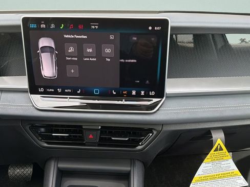 New 2026 Volkswagen Tiguan SE FWD image 20
