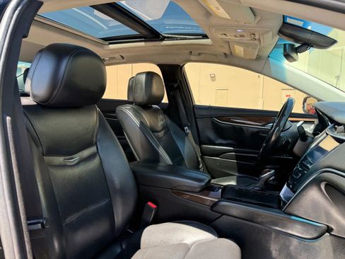 Used 2014 Cadillac XTS Luxury FWD image 17