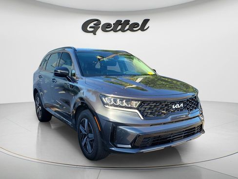 Used 2023 Kia Sorento S FWD image 4