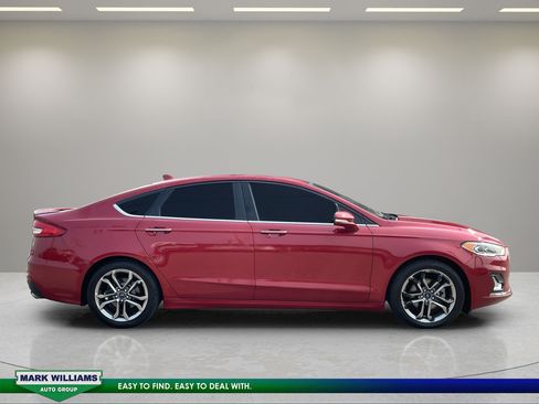 Used 2020 Ford Fusion SEL FWD image 3